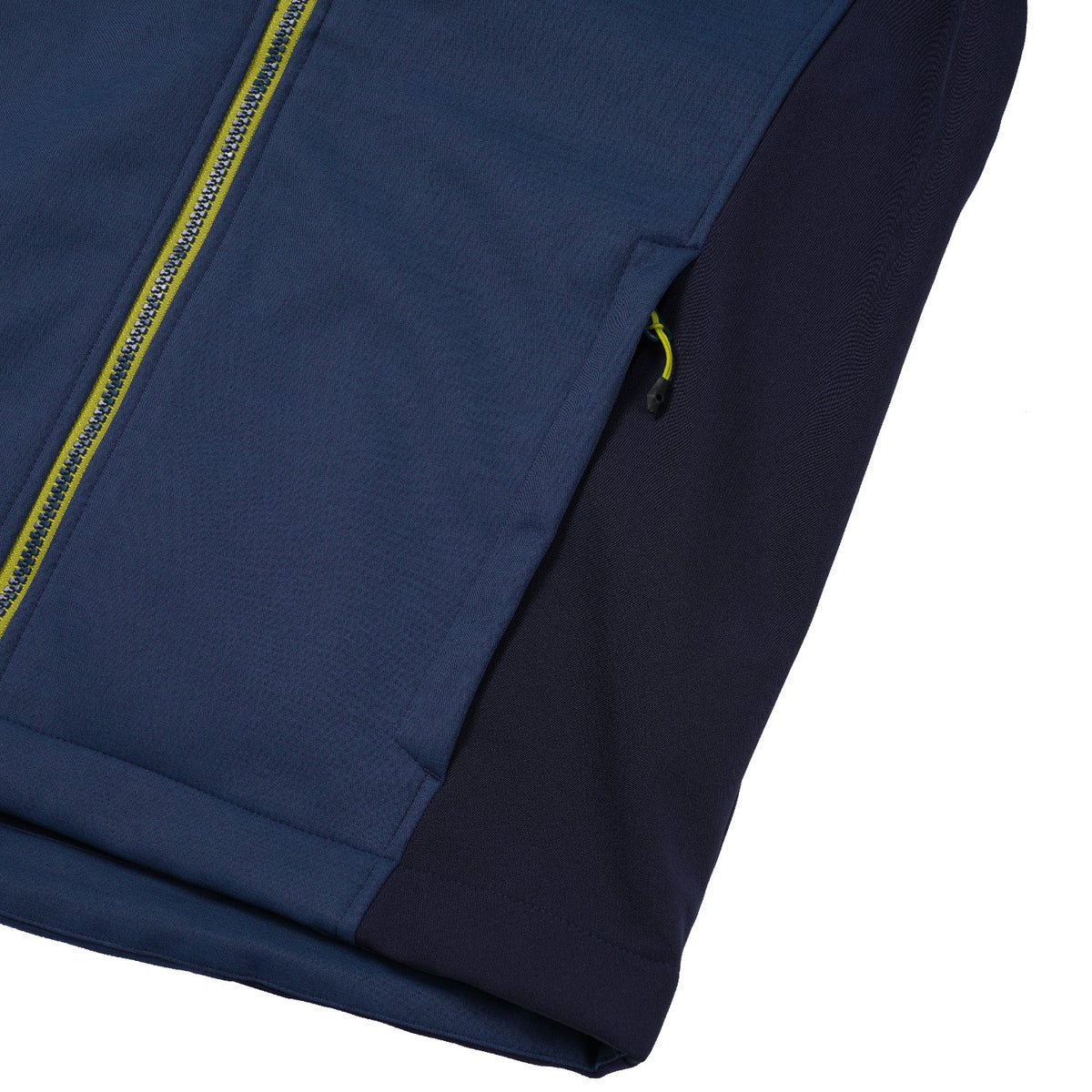 Icepeak Bazine Softshelljacke für Herren mit Kapuze und 5.000mm Wassersäule