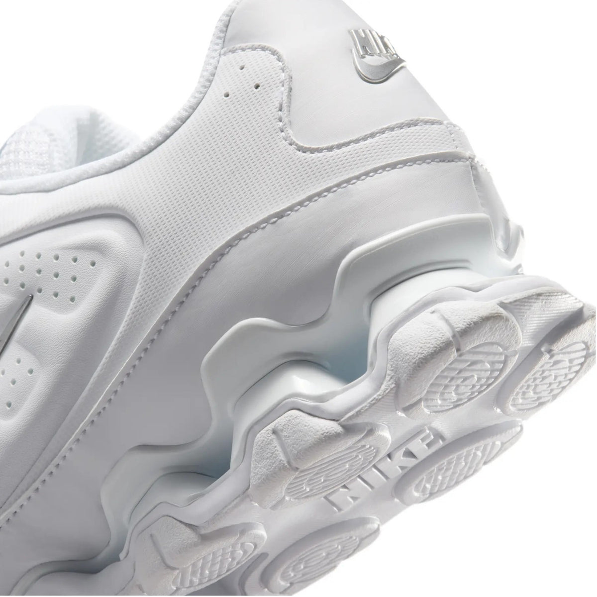 Nike Reax 8 NSW SL Sneaker Damen