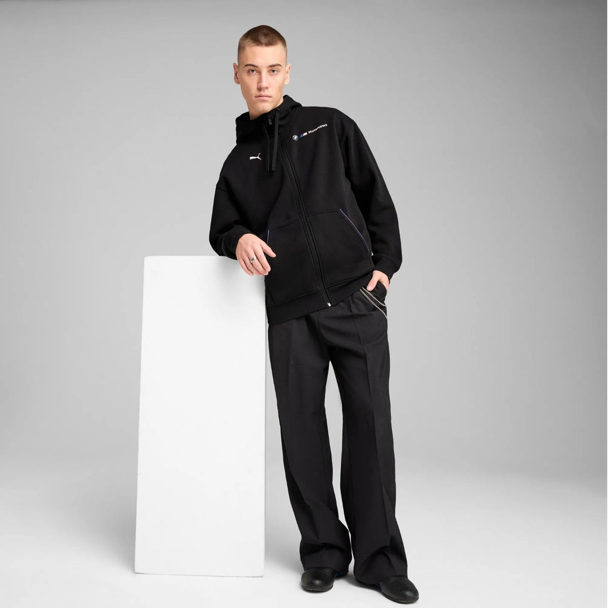 Puma BMW M Motorsport Essentials+ Fleecejacke mit Kapuze Herren