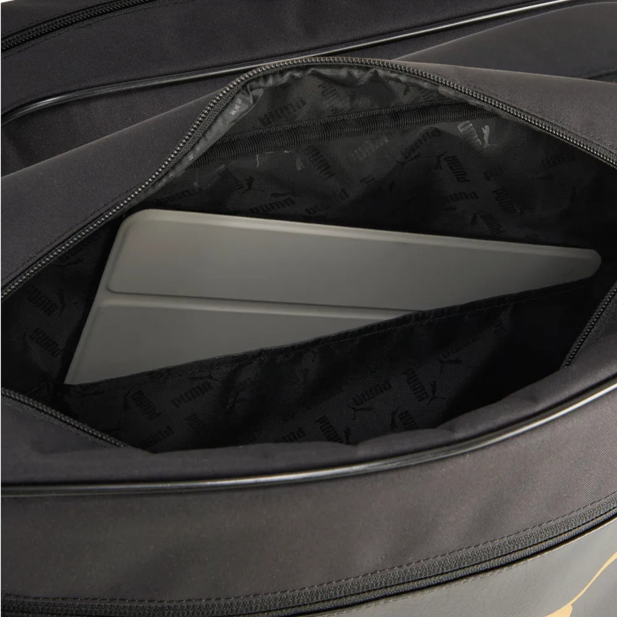 Puma Campus Medium Reporter Bag M