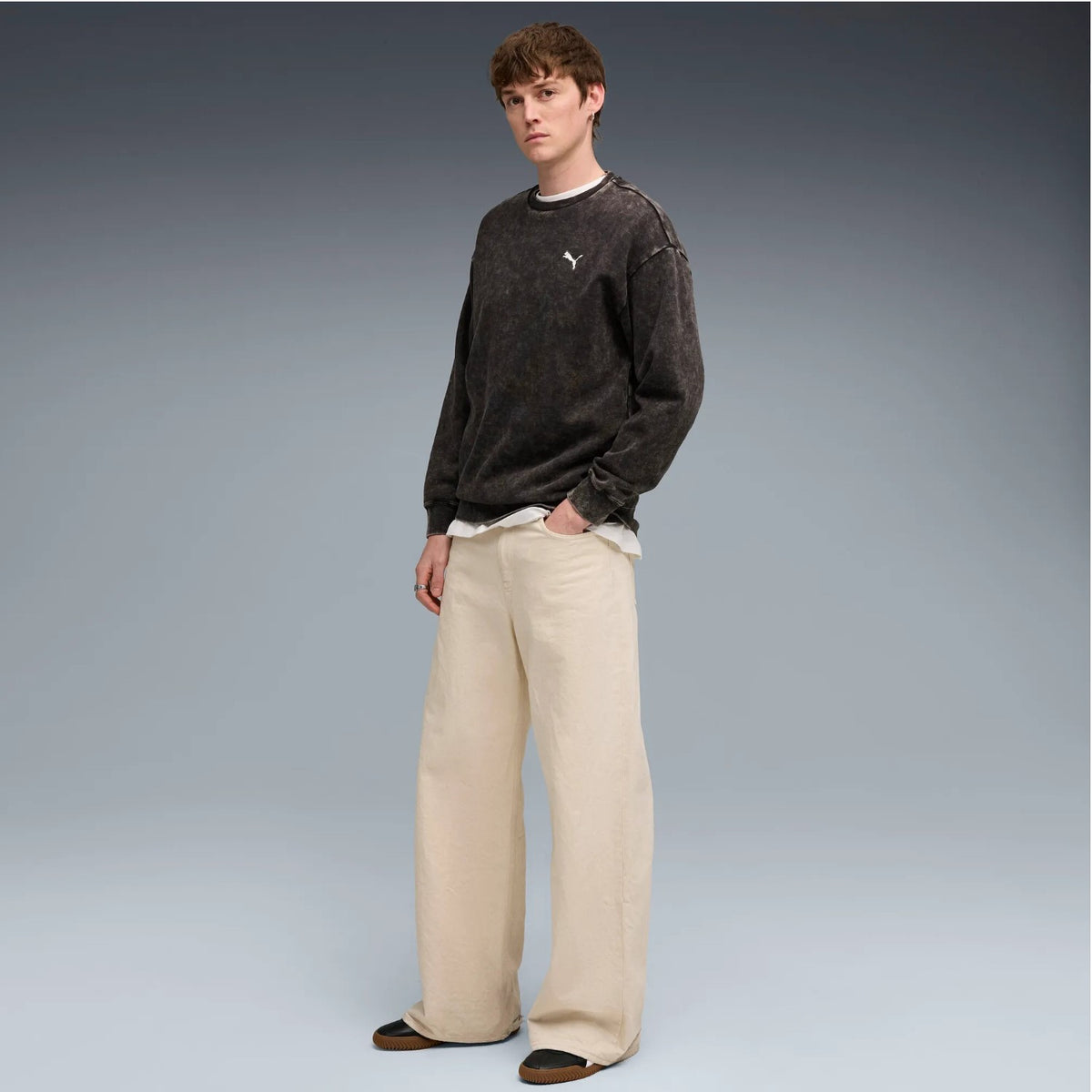 PUMA Essentials Elevated Relaxed Wash Fleece Crew Sweatshirt Herren