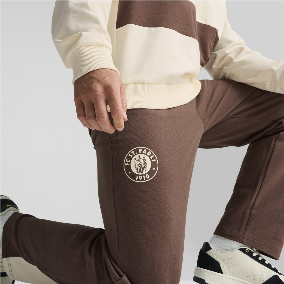 Puma FC St. Pauli Jogginganzug für Herren Fanartikel