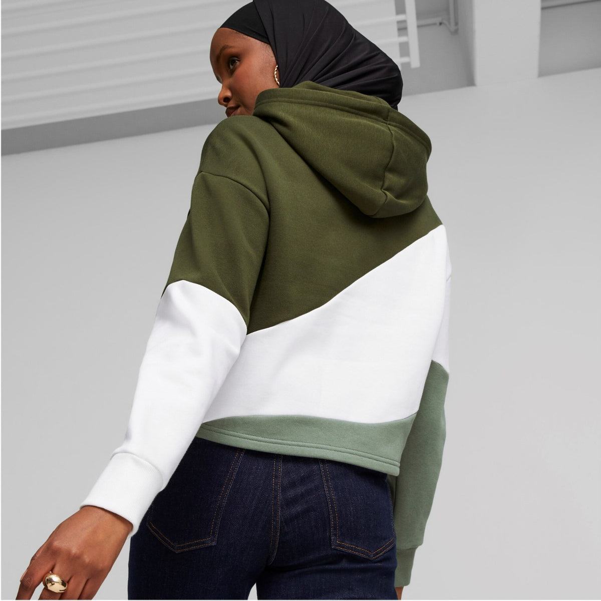 Puma Kapuzenpullover Power Cat Hoodie für Damen im Colorblock Design
