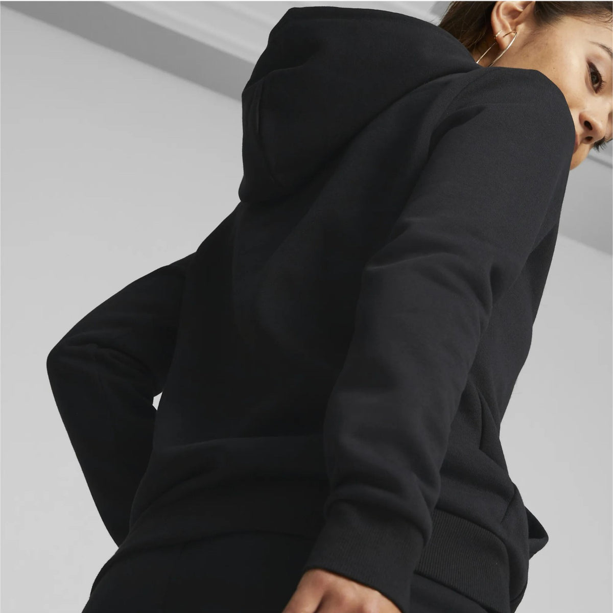 Puma ESS+ Embroidery Hoodie Fleece für Damen