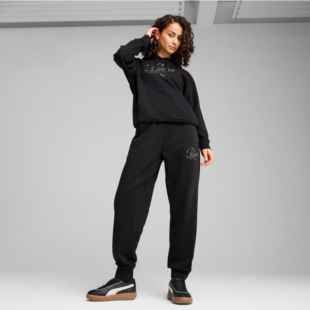 Puma ESS Script Comfort Sweatpants für Damen