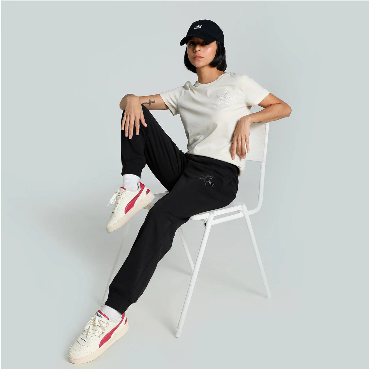 Puma ESS Script Comfort Sweatpants für Damen