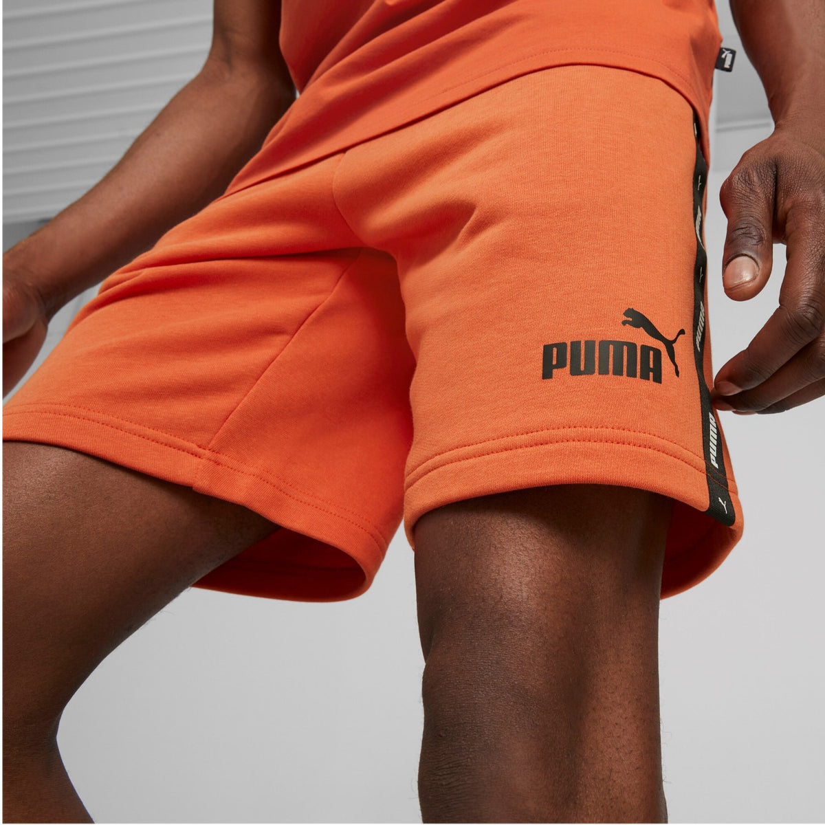 Puma ESS+ kurze Jogginghose Herren mit Taschen