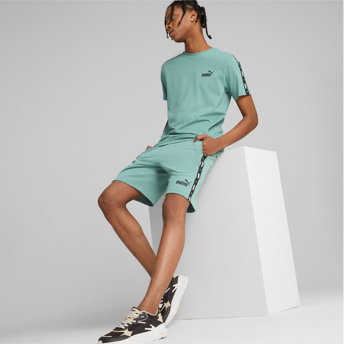 Puma ESS+ kurze Jogginghose Herren mit Taschen