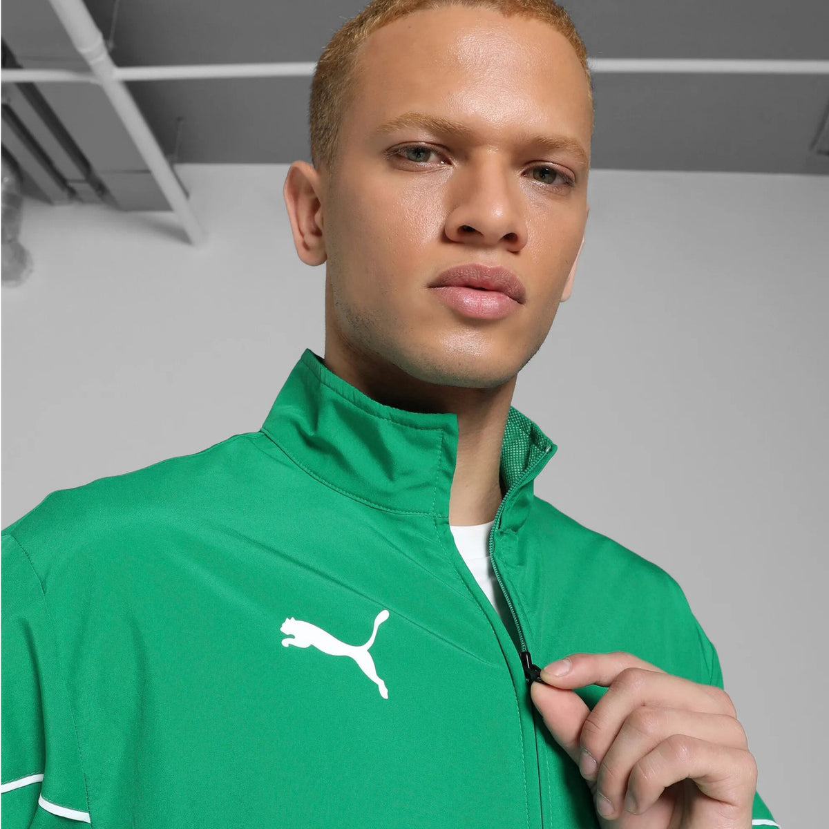 Puma Fußball Trainingsanzug für Herren sehr leicht und dünn