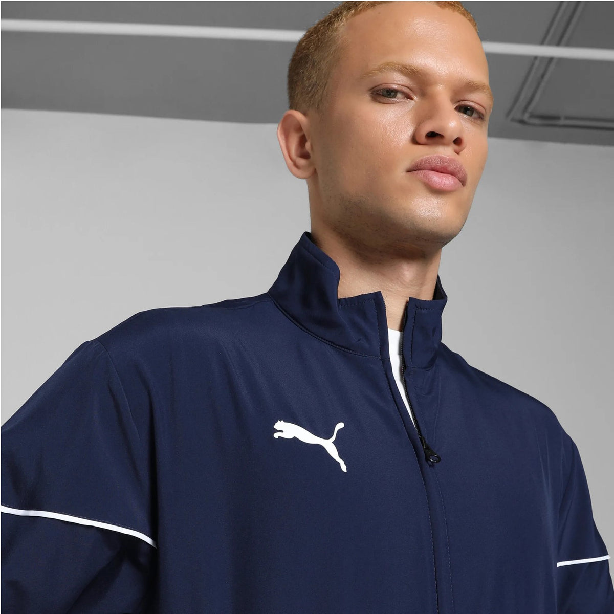 Puma Fußball Trainingsanzug für Herren sehr leicht und dünn