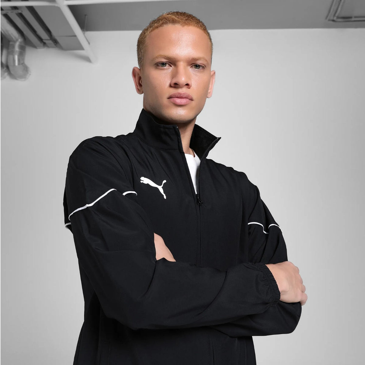 Puma Fußball Trainingsanzug für Herren sehr leicht und dünn