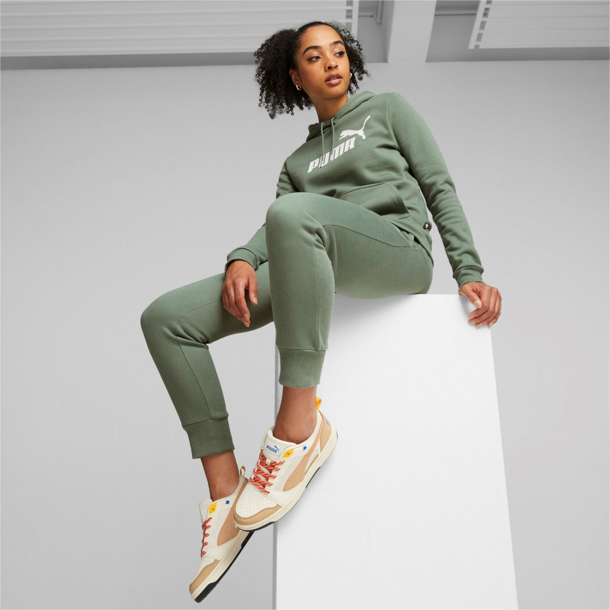 Puma Jogginghose Damen ESS Sweat Pants