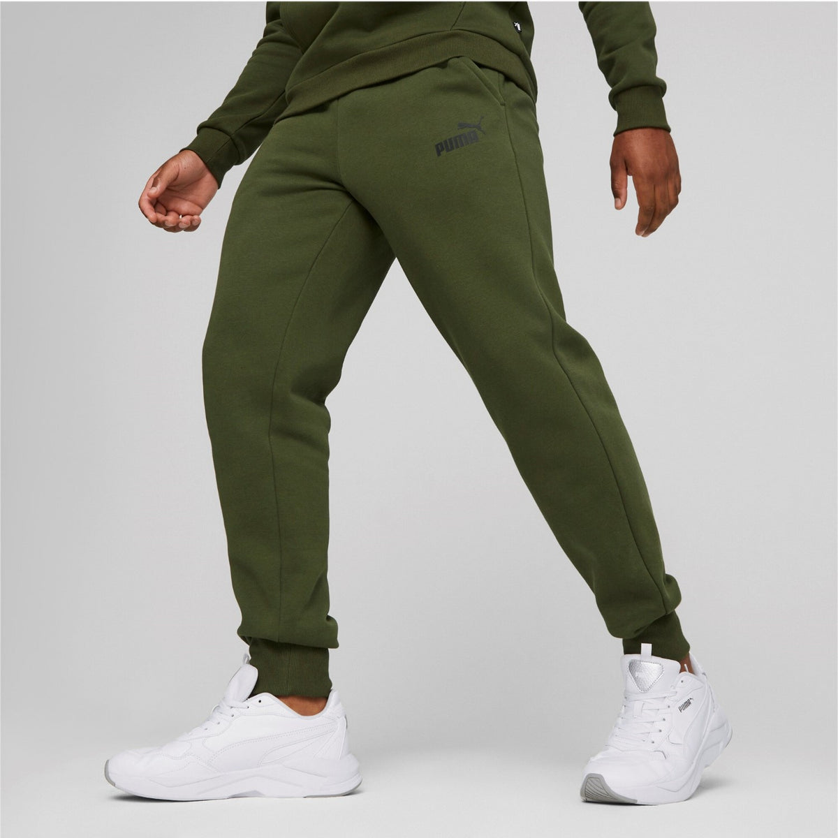 Puma Jogginghose Herren ESS Logo Pant