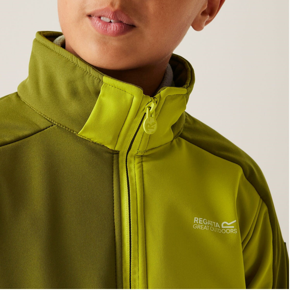 Regatta Acidity VIII Softshelljacke für Kinder mit Kapuze