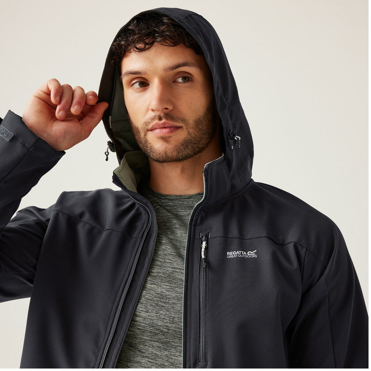 Regatta Arana Softshelljacke mit abnehmbarer Kapuze für Herren