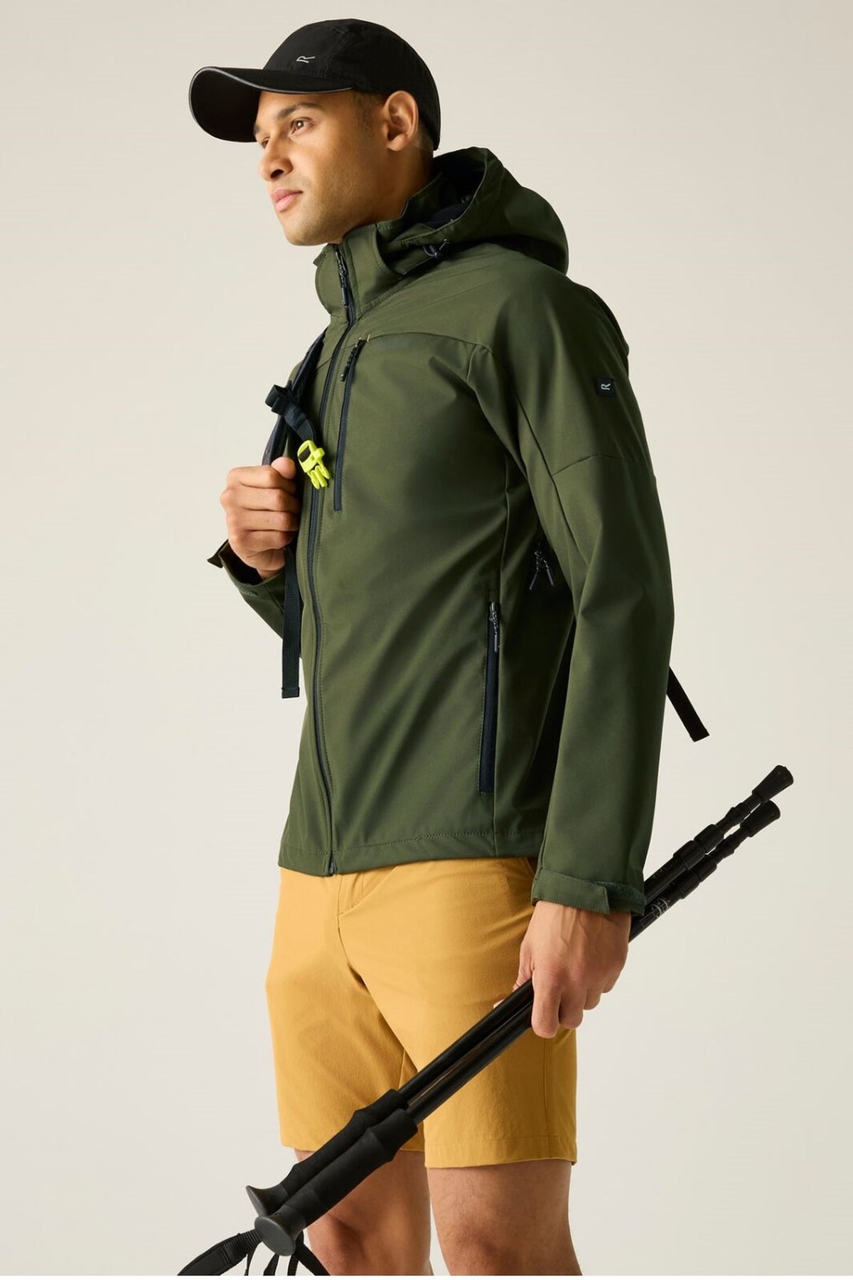 Regatta Arana Softshelljacke mit abnehmbarer Kapuze für Herren