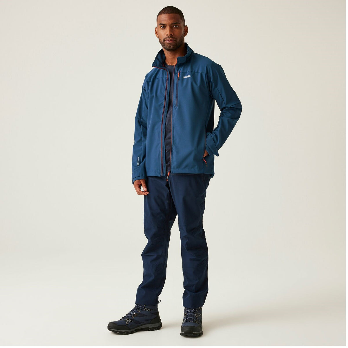 Regatta Arana Softshelljacke mit abnehmbarer Kapuze für Herren