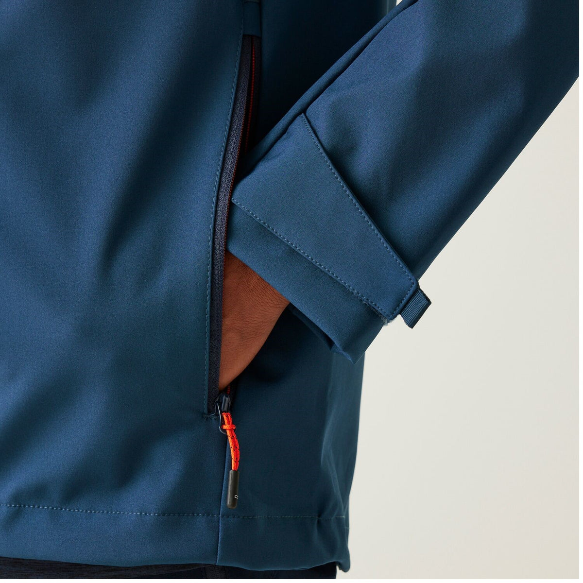 Regatta Arana Softshelljacke mit abnehmbarer Kapuze für Herren