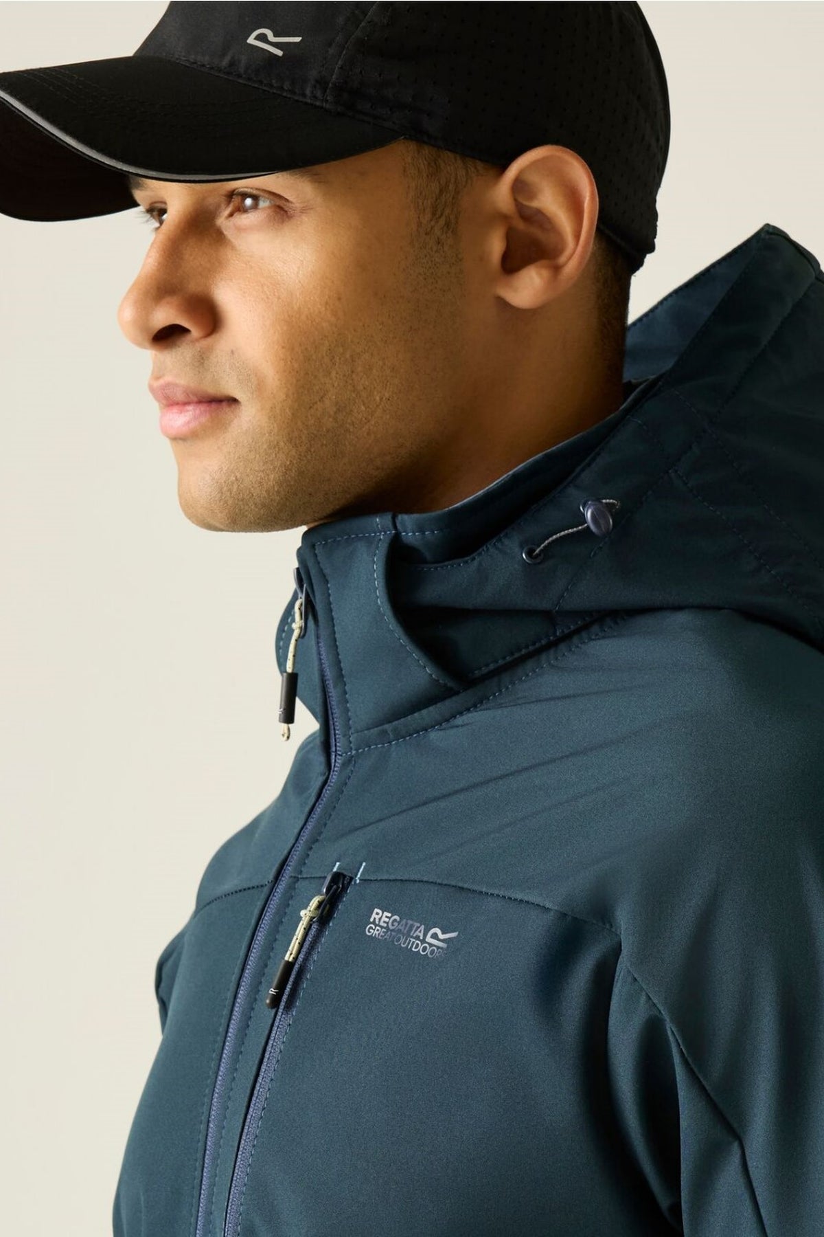 Regatta Arana Softshelljacke mit abnehmbarer Kapuze für Herren