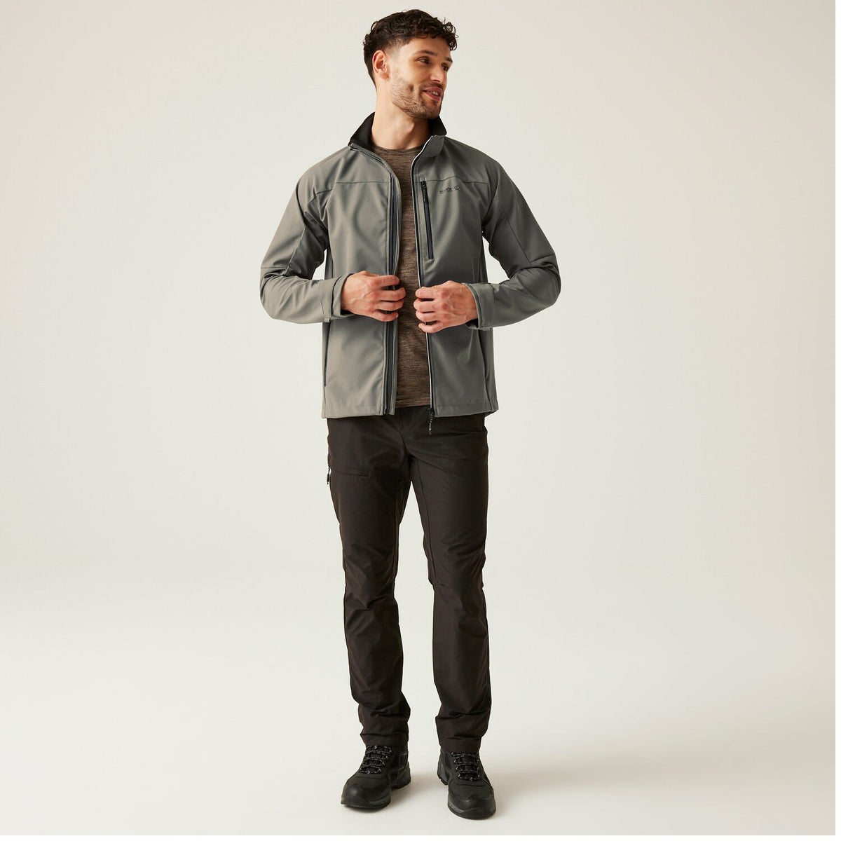 Regatta Arana Softshelljacke mit abnehmbarer Kapuze für Herren