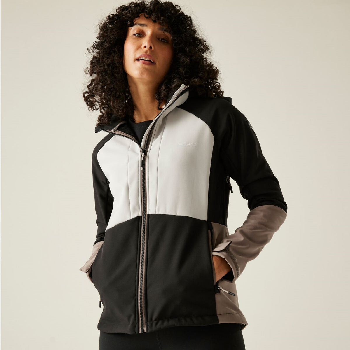 Regatta Softshelljacke Desoto für Damen mit Kapuze
