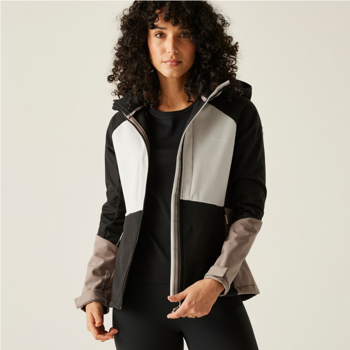 Regatta Softshelljacke Desoto für Damen mit Kapuze