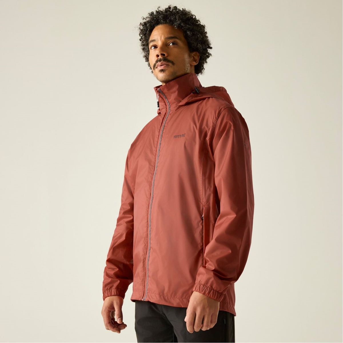 Regatta Regenjacke für Herren wasserdicht mit verschweißten Nähten