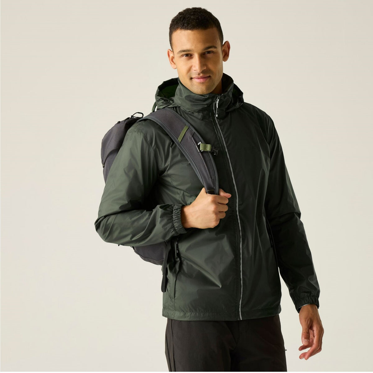 Regatta Regenjacke für Herren wasserdicht mit verschweißten Nähten