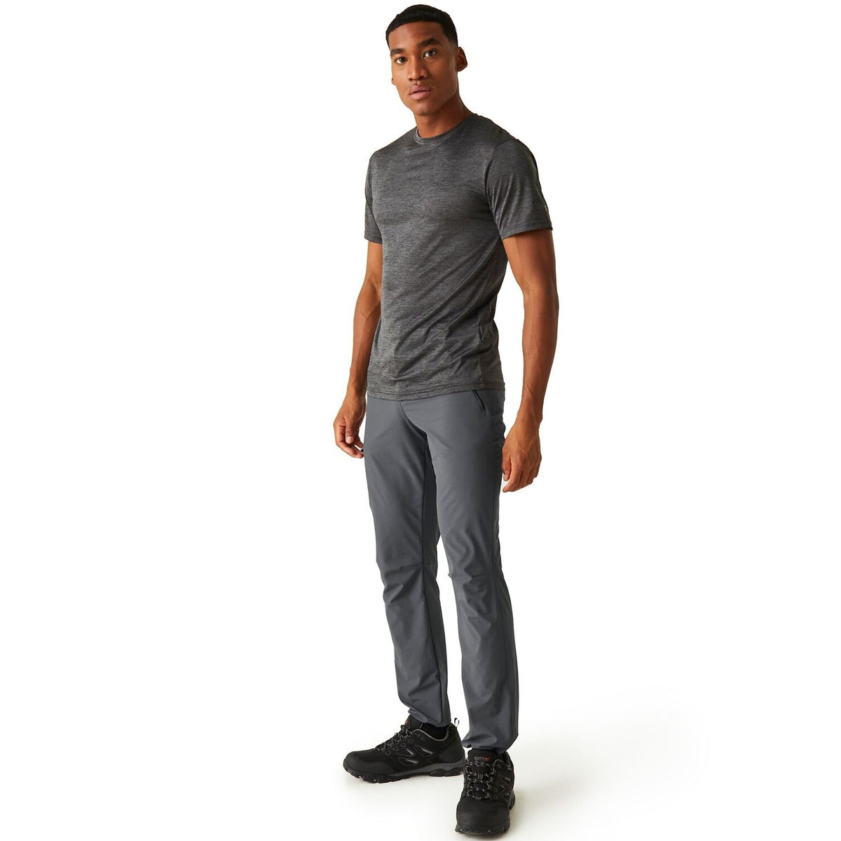 Regatta Xert Stretch III Herren Outdoorhose mit Gürtel in Kurzgröße