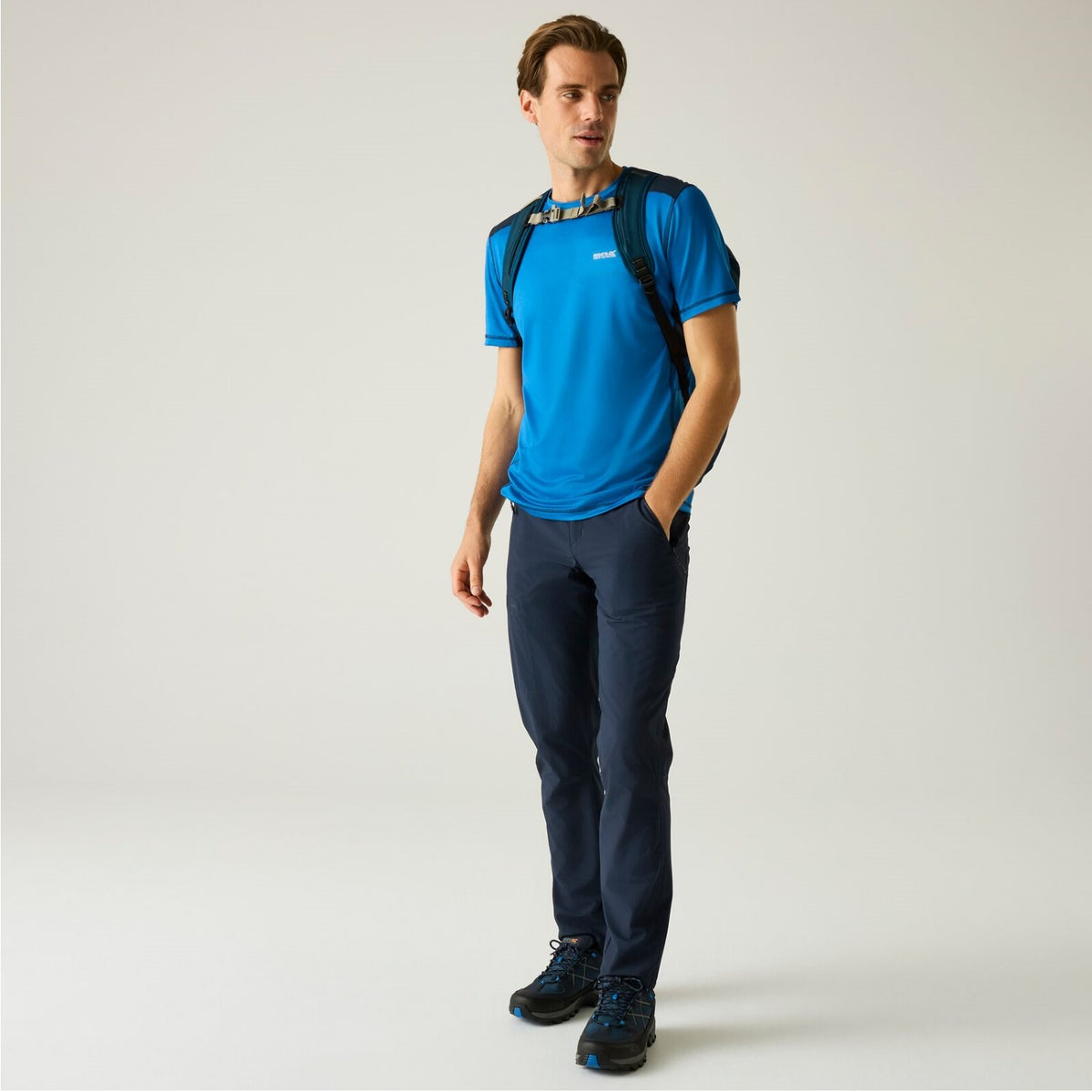 Regatta Xert Stretch Herren Outdoorhose mit Gürtel in Kurzgröße