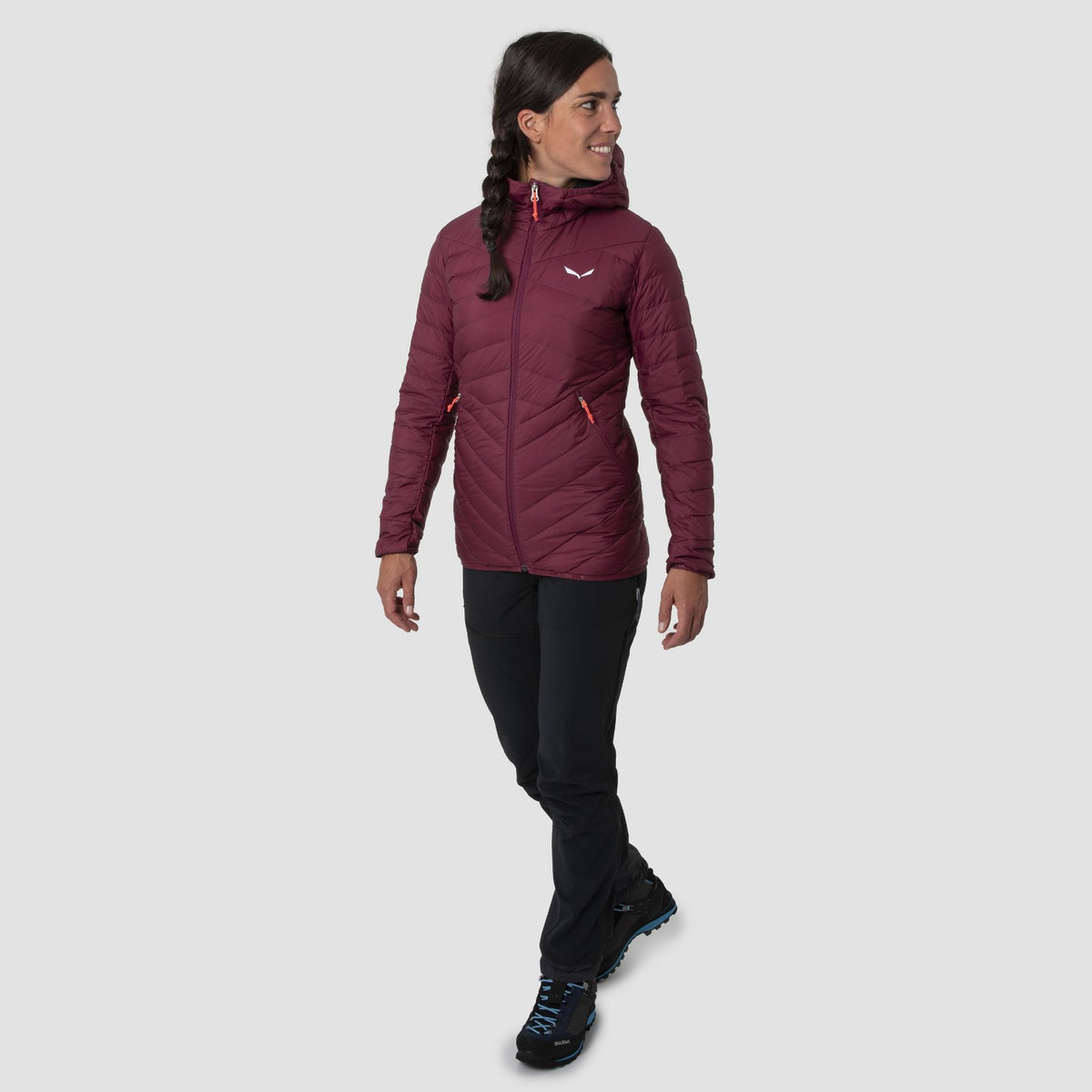 Salewa Daunenjacke für Damen sehr leicht mit Kapuze