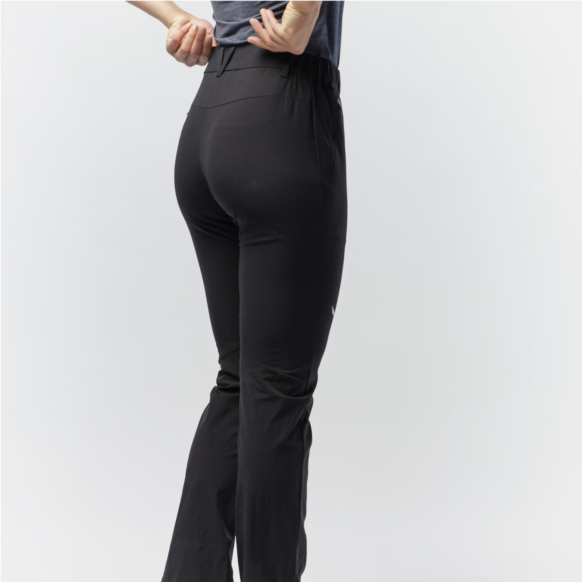 Salewa Talvena Softshellhose Damen leicht und dünn