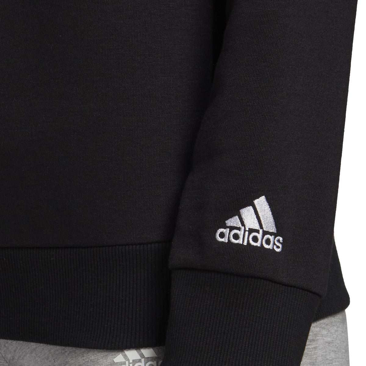 adidas Pullover für Damen mit Rundhalsausschnitt schwarz