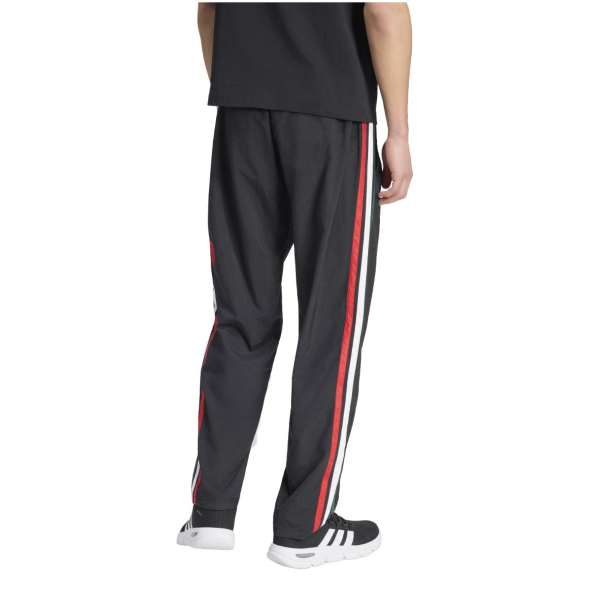 adidas Trainingshose für Herren im 3 Streifen Design