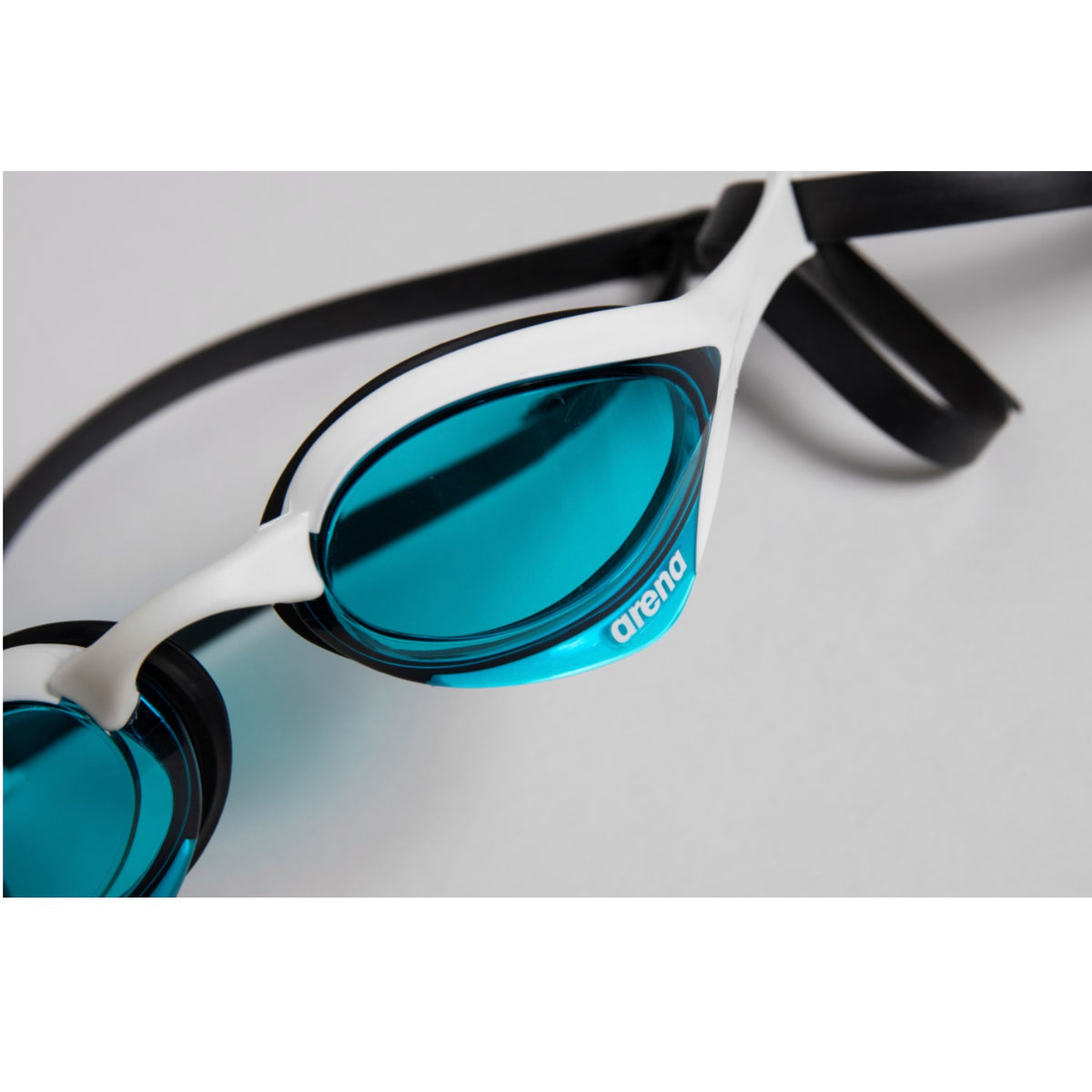 arena Cobra Ultra Swipe Schwimmbrille Erwachsene
