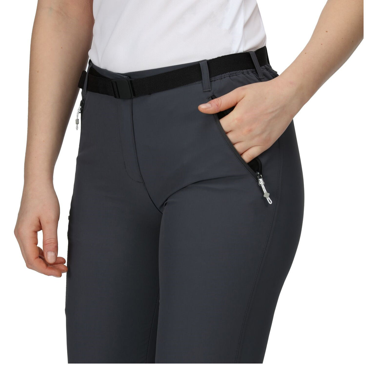 Regatta Xert Stretch Damen Outdoorhose mit Gürtel in Kurzgröße